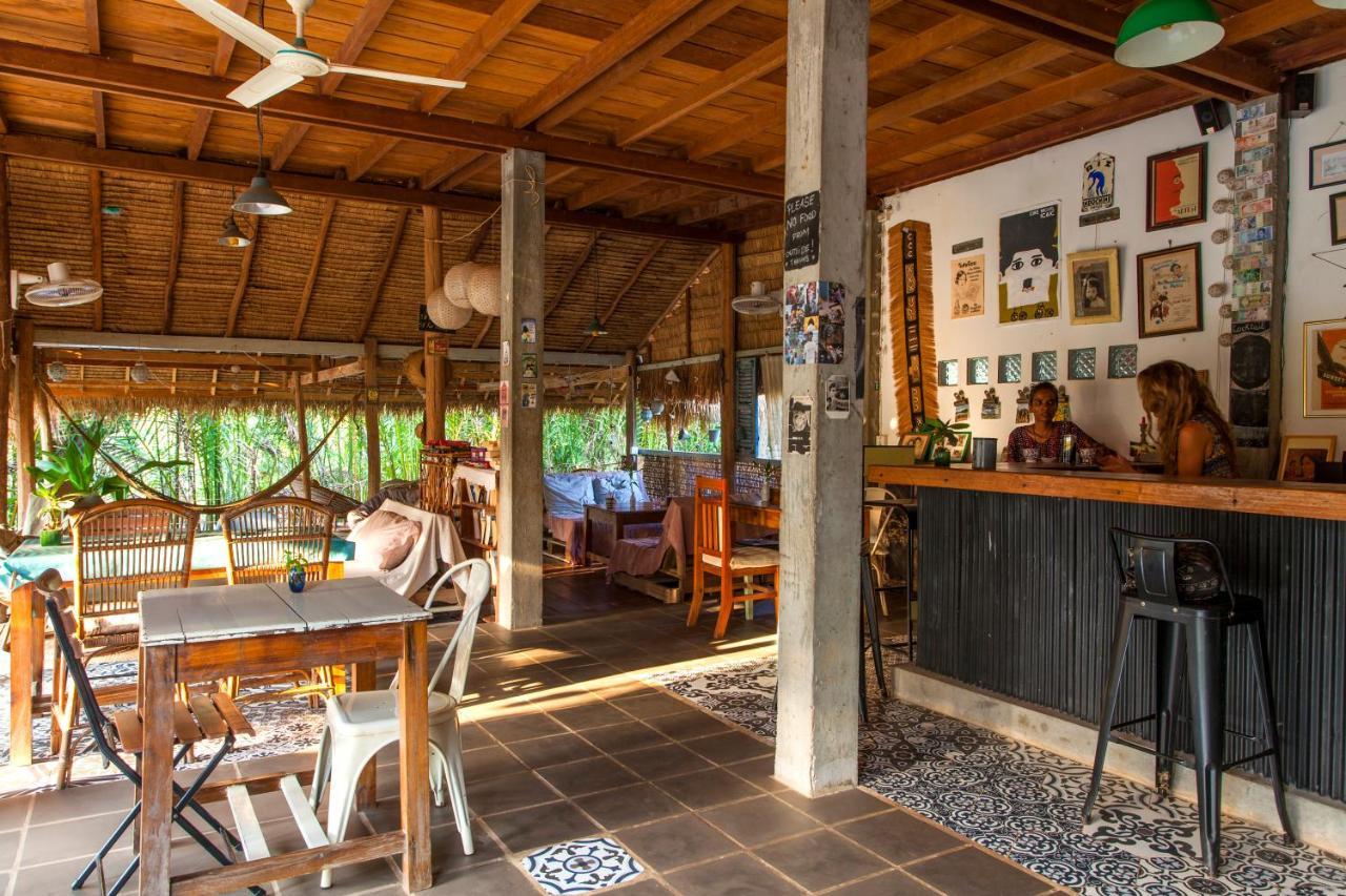 Retro Kampot Guesthouse Exterior foto